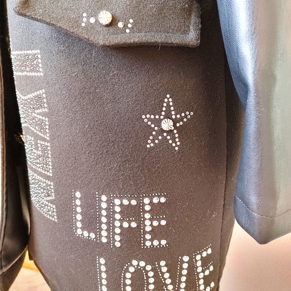 NWOT Right off the runway, STUNNING Tricotto Coat - Picture 13 of 15